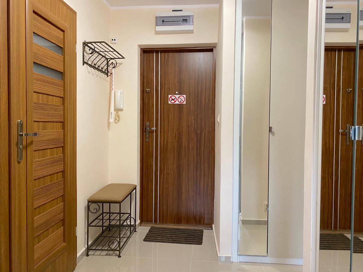 Swish Apartment -10 Min To Old Town Gdansk,Pkp & Shopping Mall מראה חיצוני תמונה